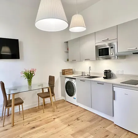 Confortable To Discover *